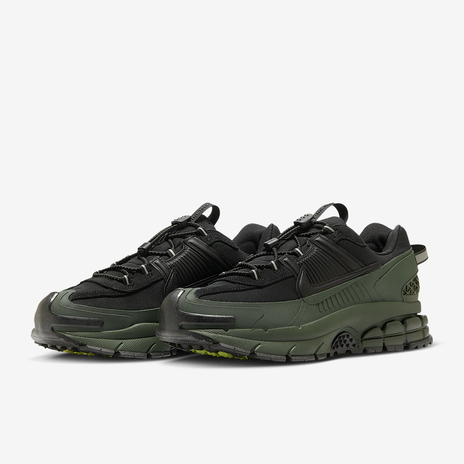 Nike Authentic Zoom Vomero Roa - Men Shoes Nike บทวิจารณ์และราคา