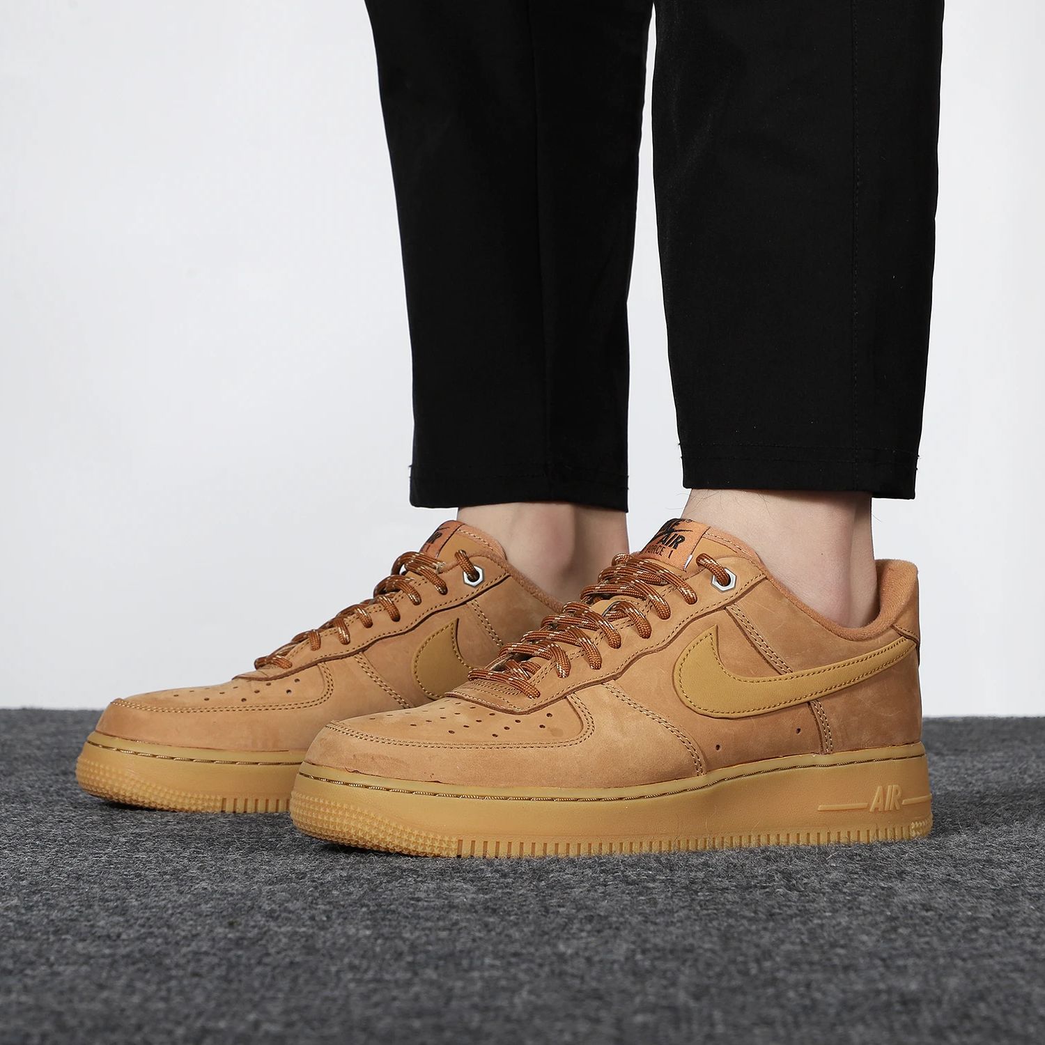 Nike Air Force 1'07 Wb Men's C - Men'S Shoes Nike Air Force บทวิจารณ์และราคา